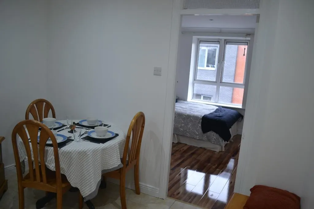Jervis Place Apartments Dublin 0*,